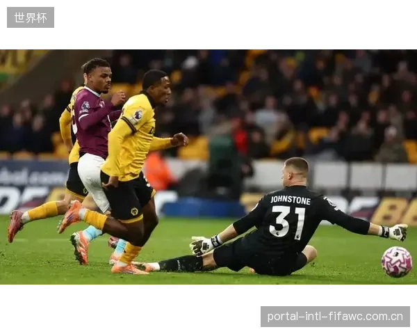 狼队整个赛季仅攻入27球,在所有20支球队中攻击力最差,直接导致其降级。 狼队整个赛季仅攻入27球,在所有20支球队中攻击力最差,直接导致其降级。